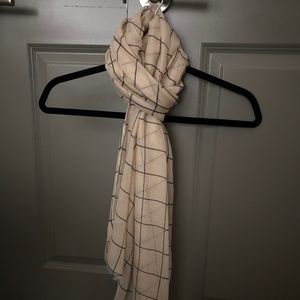 Checkered Print Scarf